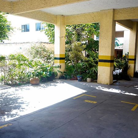 Lindo 2 Quartos Com Piscina E Ar Na Praia Do Forte กาโบฟรีโอ ภายนอก รูปภาพ